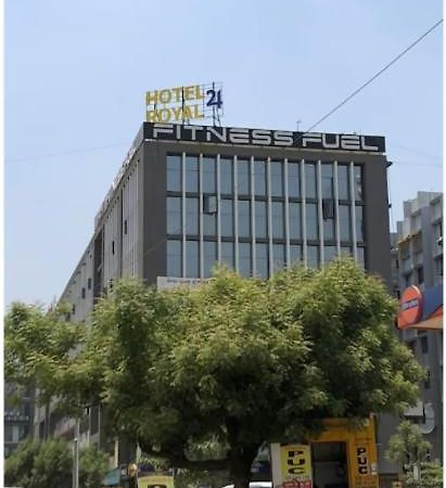 Hotel Royal 24 Ahmedabad Exterior foto